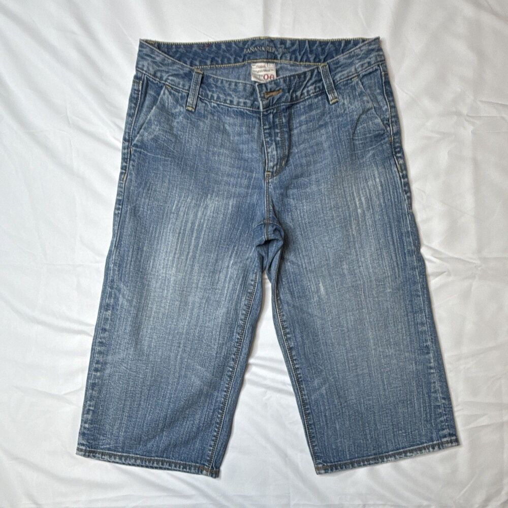Vintage Banana Republic Stretch Denim Bermuda Capri Shorts Blue Women's 6 Y2K